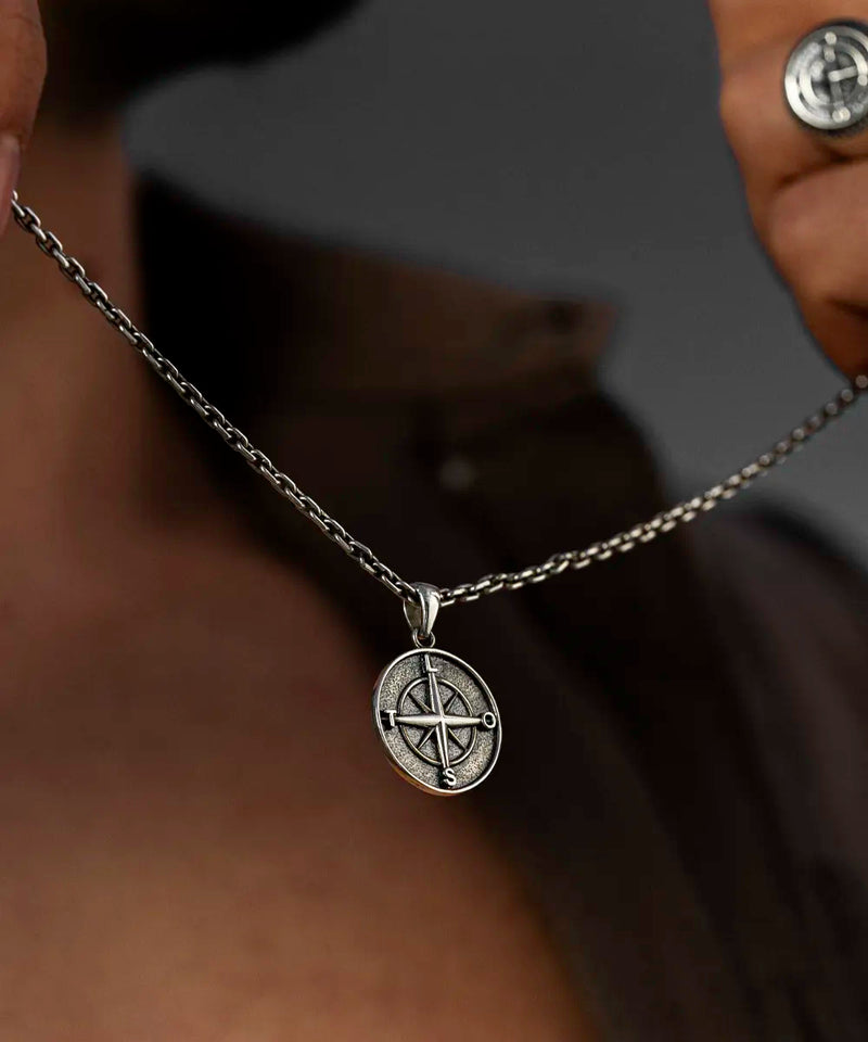 Collier Be Lost Wanderlust